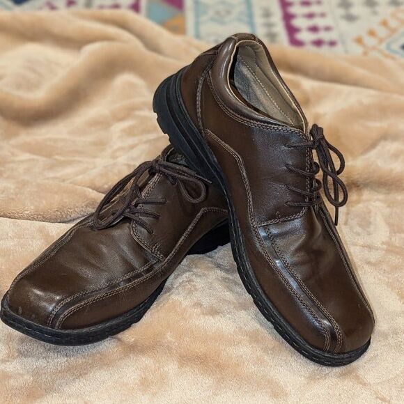 Dockers Mens Size 11 M Brown Leather Shoes - Picture 1 of 8